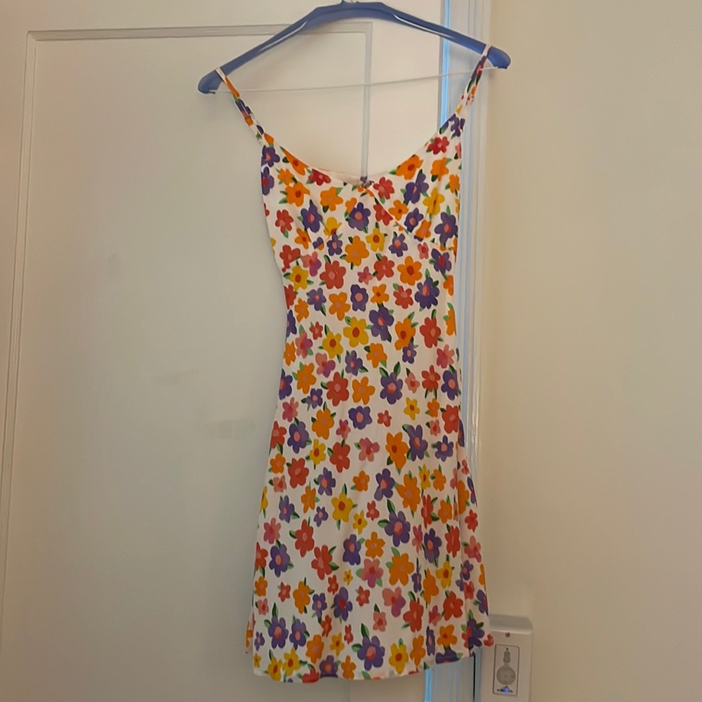 Never worn Pepper Mayo floral summer dress.
